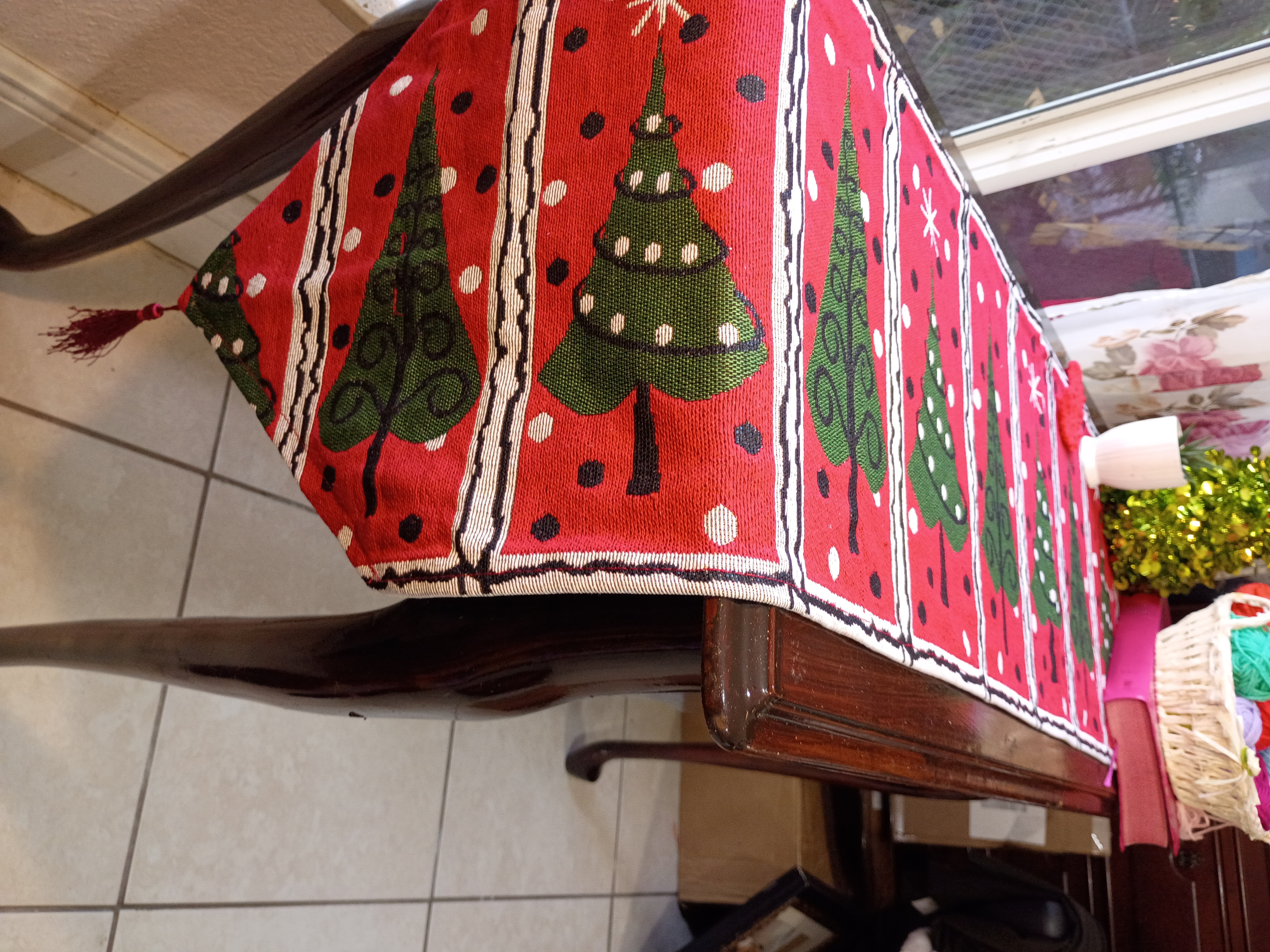 Christmas tree Durable fabric🎄 Table Runner 68 inches long. Red Green multicolor Holiday Decoration