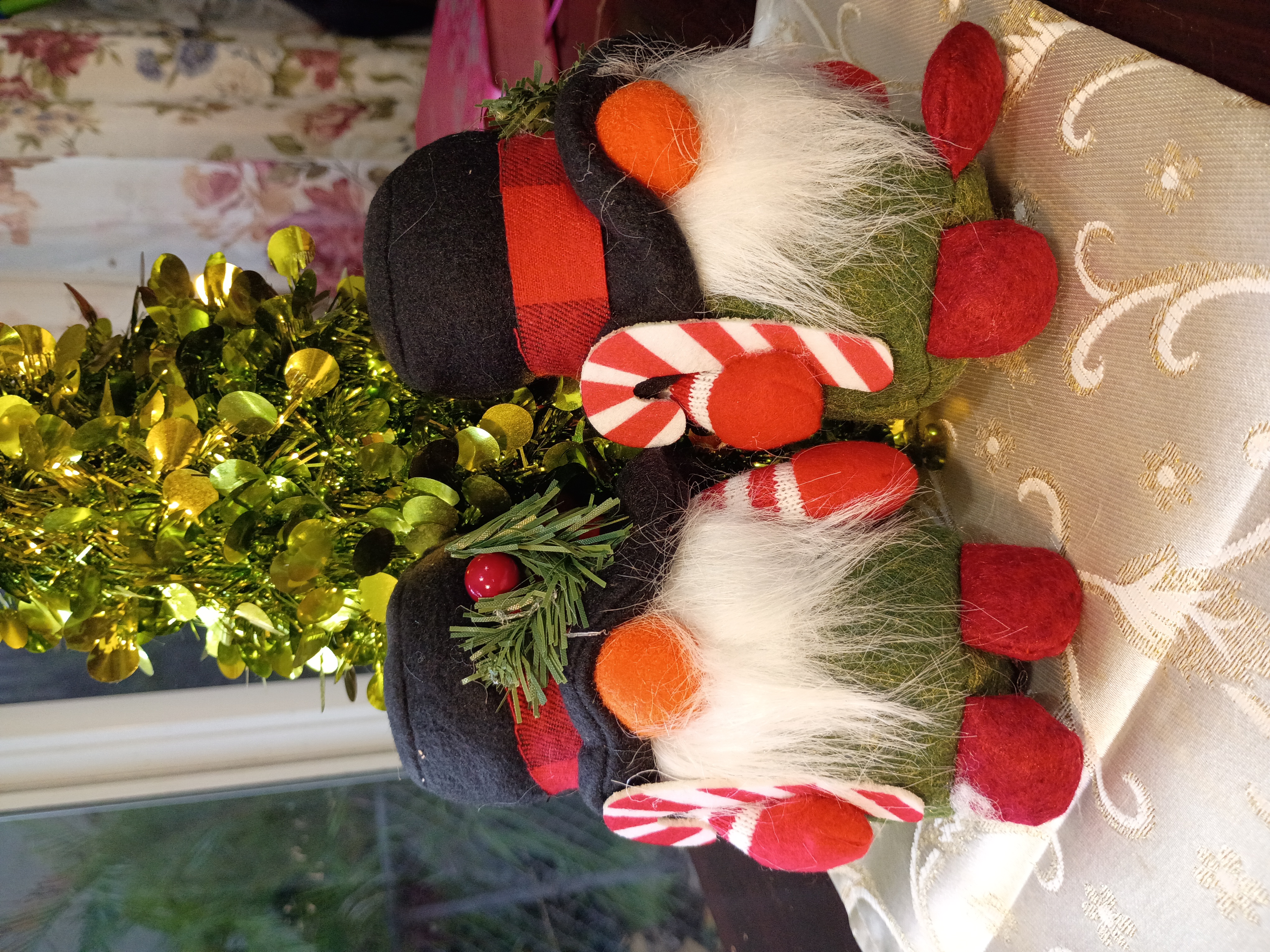 Set of two Noel Christmas bearded figures