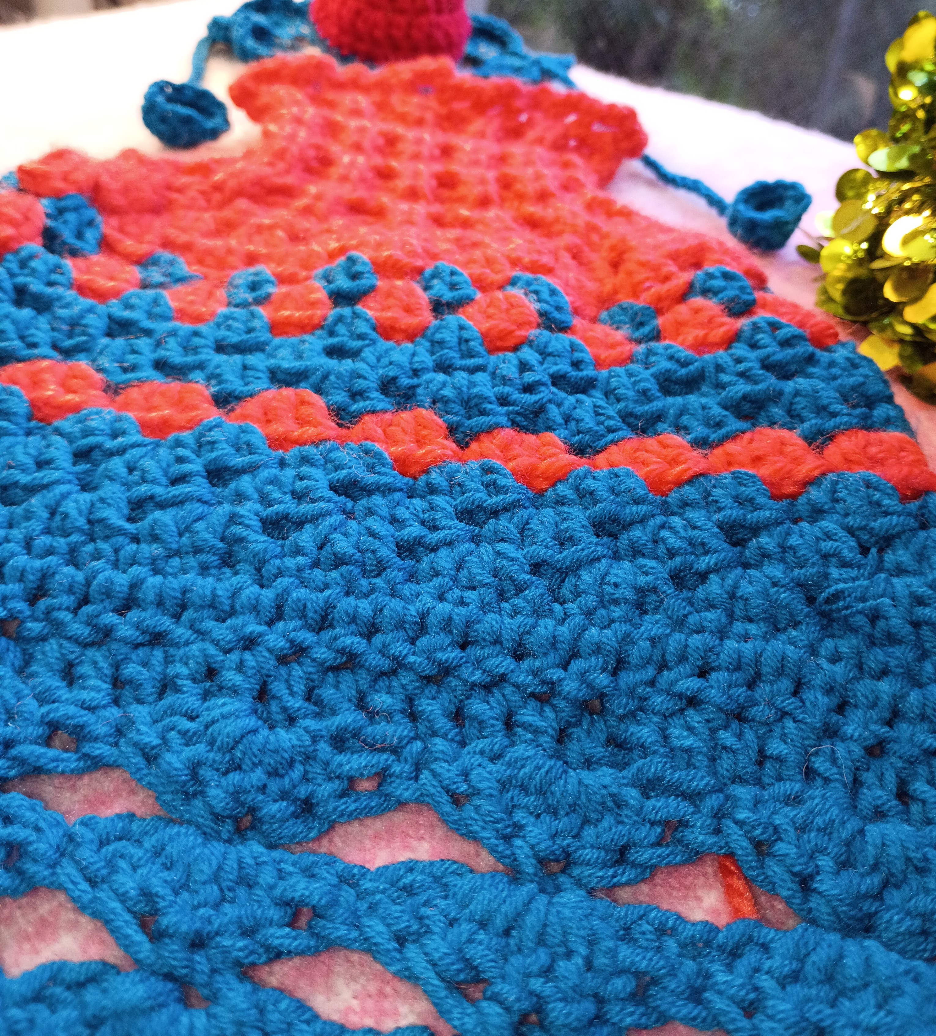 Outfit set (Dog small) or (Cat Large) Sweater + Hat