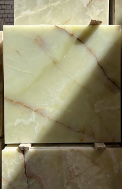 Light Green Onyx Slabs (Botak)