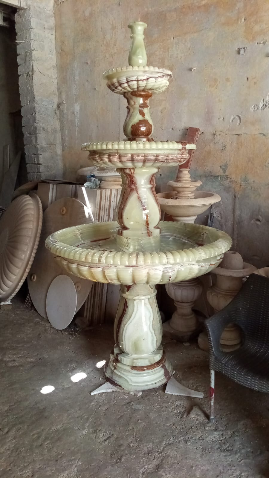 Handcrafted Onyx light Green Decorative Fountain