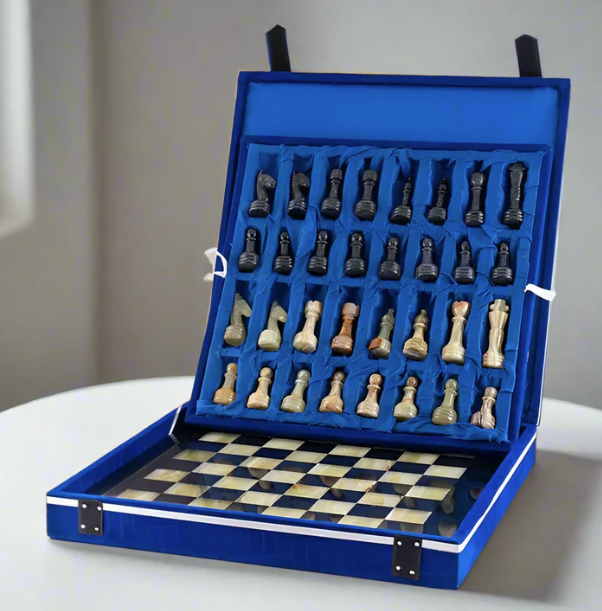 Grandiose Gameplay Black & Onyx Marble Chess Set
