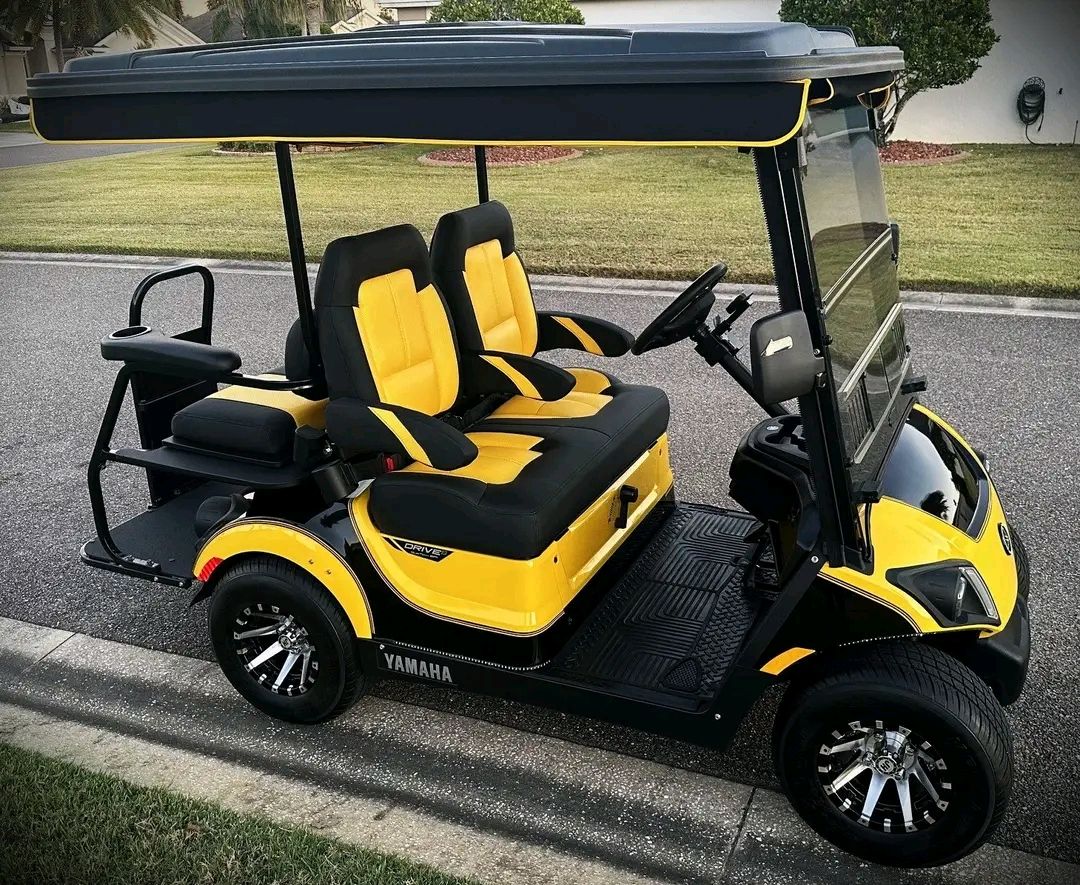2023 Yamaha QuieTech D2 EFI 4-Passenger Gas Golf Cart – Like New | Low Mileage