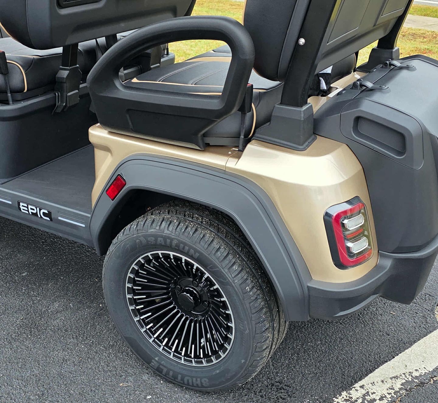 Epic E40FX Electric Golf Cart – 4 Passenger | Lithium-Ion Battery