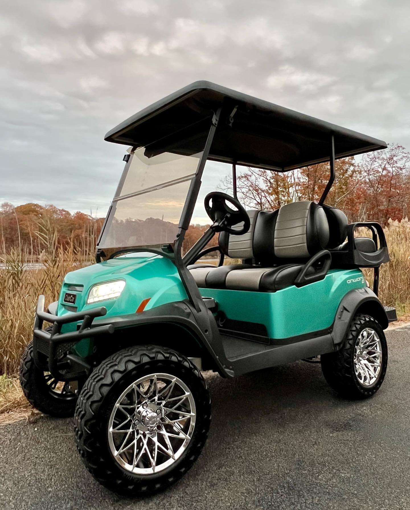 Club Car Onward HP 48V AC High Performance Golf Cart – 4 Passenger