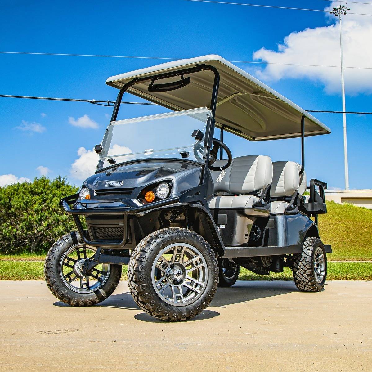 2024 E-Z-GO Express L6