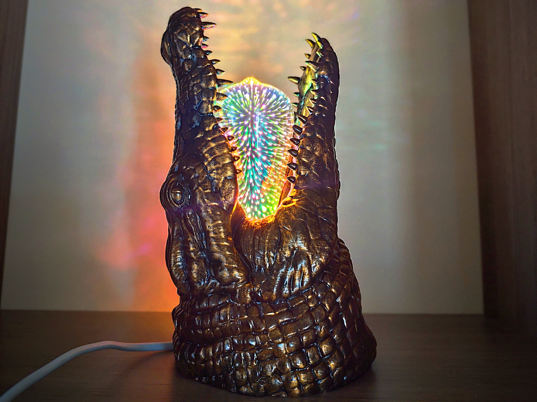 Luminária cabeça de crocodilo