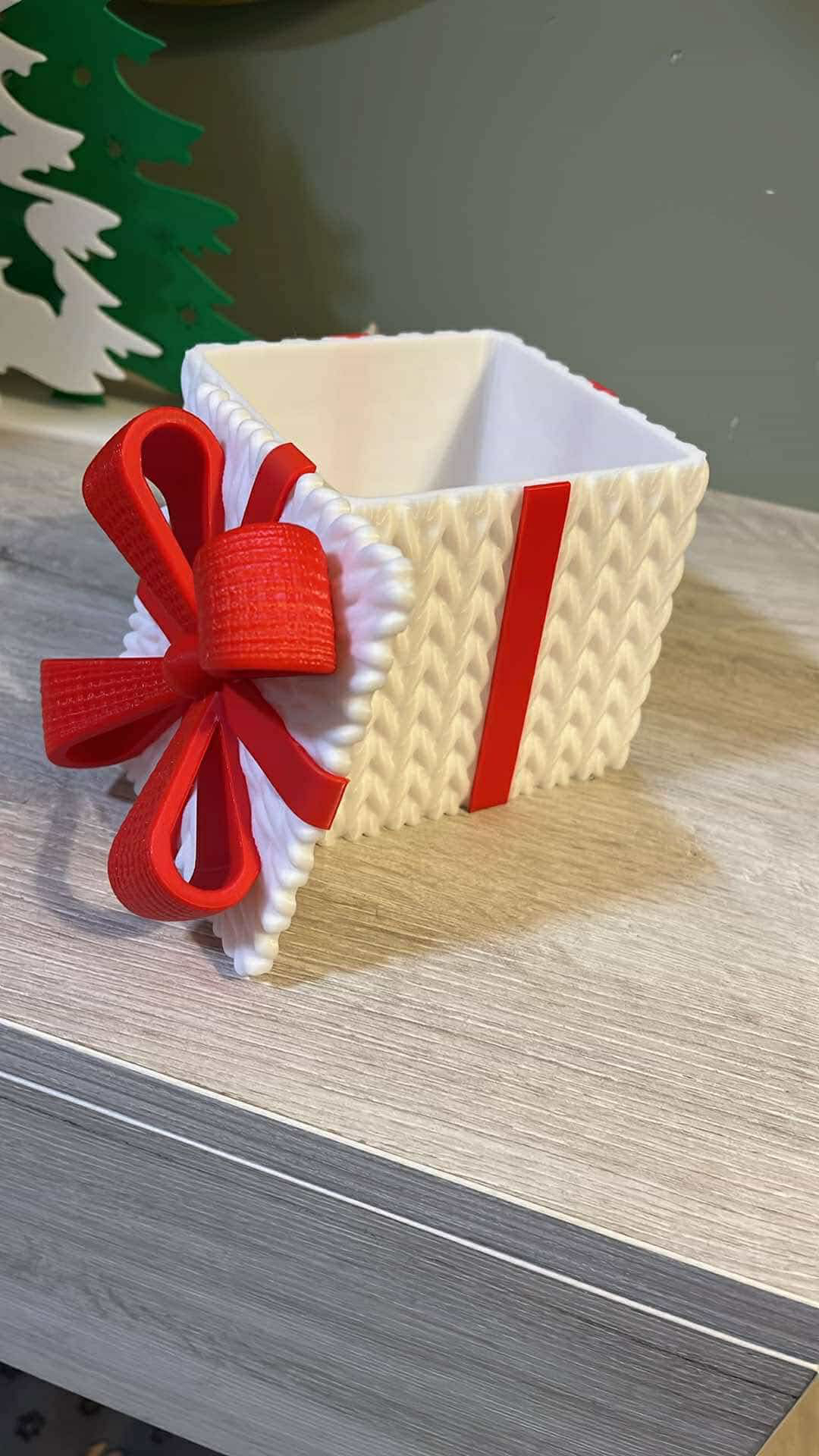 Caixa de Presente Encanto de Crochê