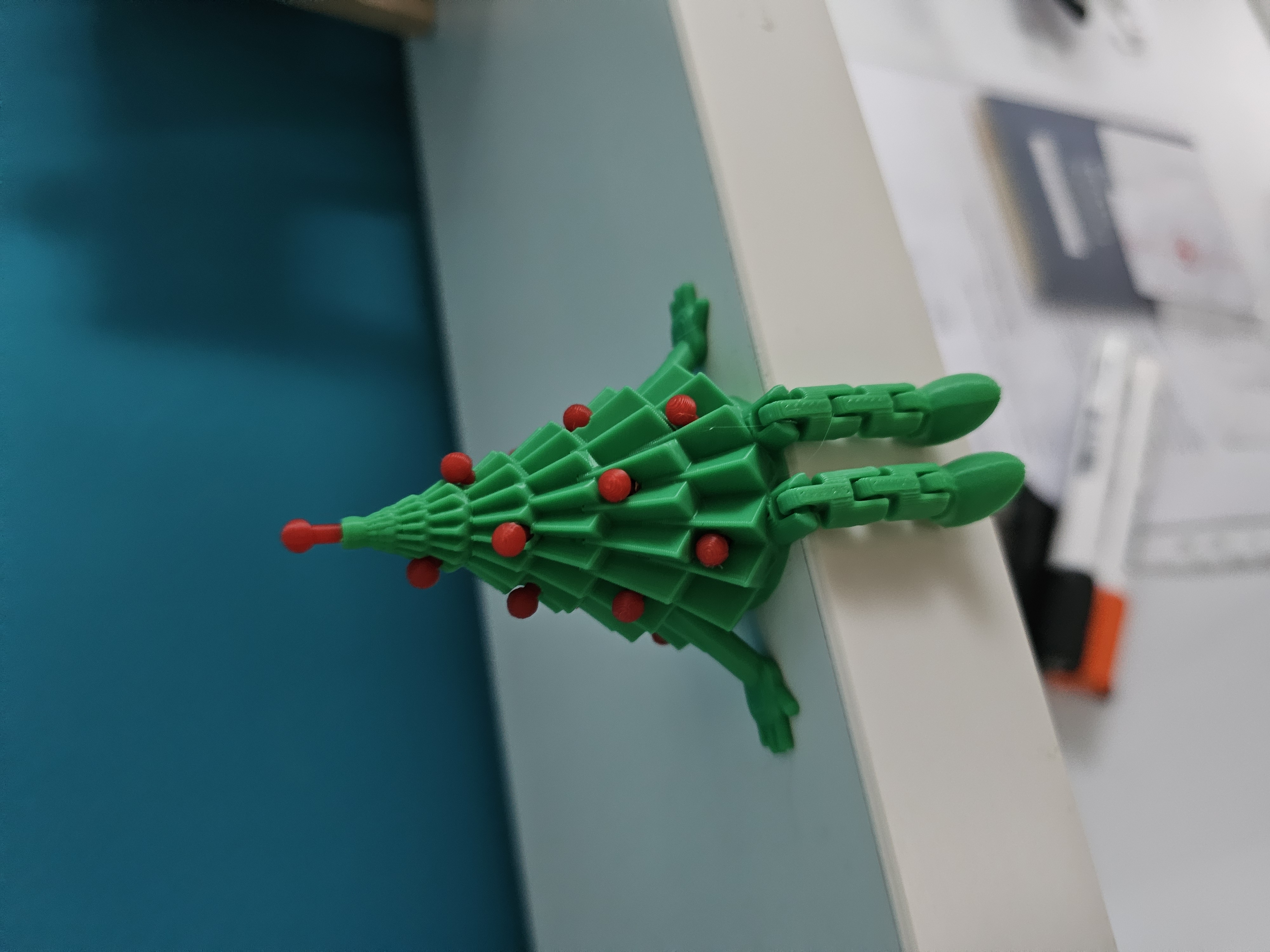 Árvore Natalina Articulada Decorada