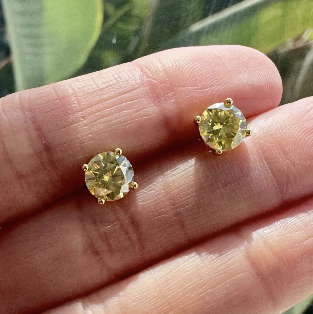 14K Gold Yellow Moissanite Stud Earring