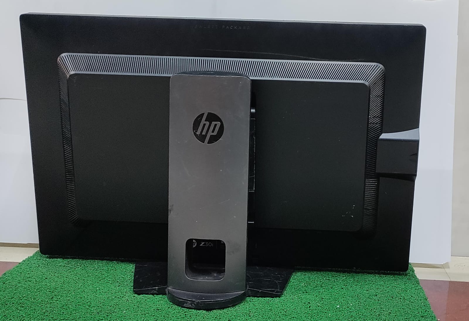 HP Z30i 30-inch IPS LED Monitor