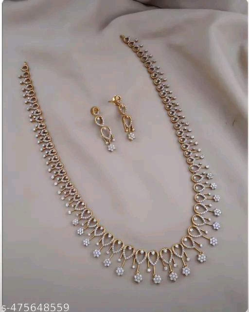 Elegant Stone-Studded Necklace Set