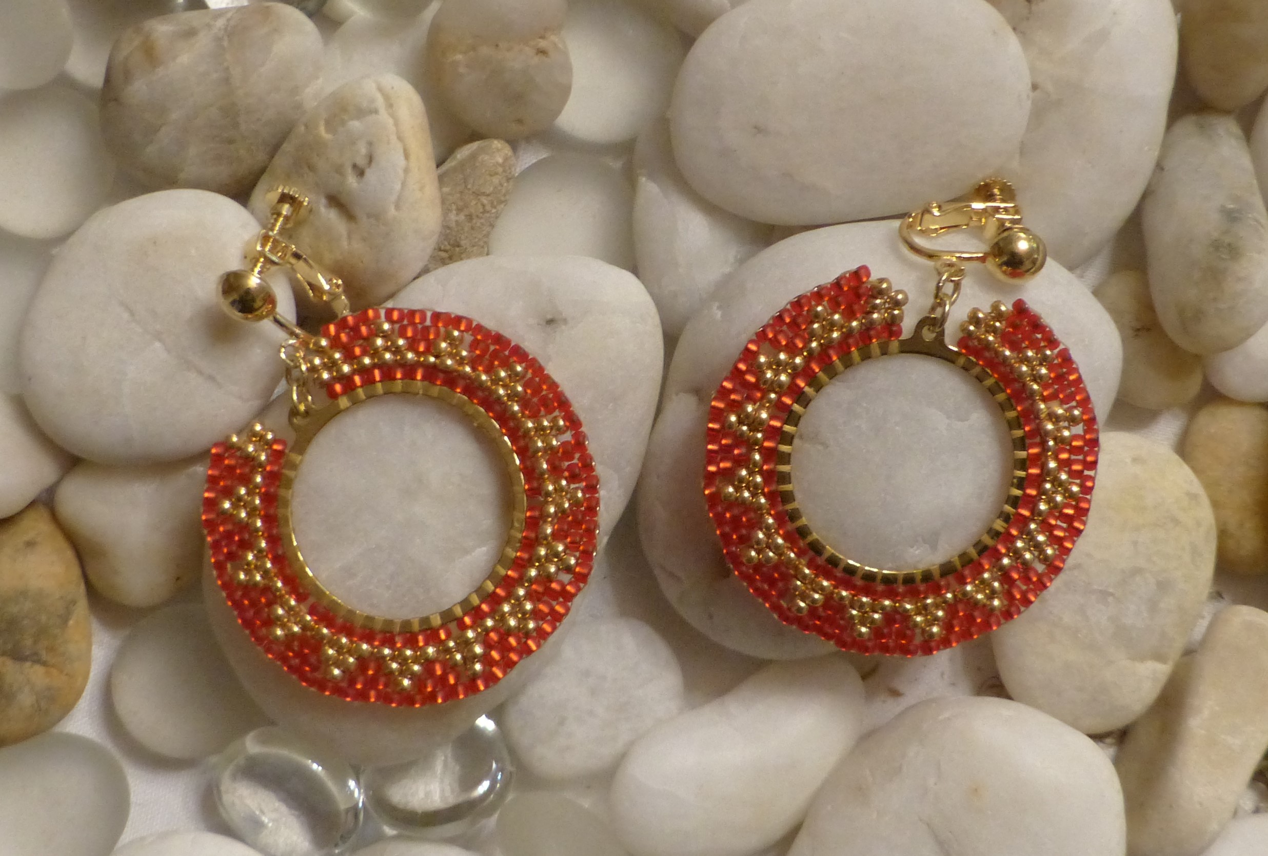 Boucles d'oreille Soleil bord Couleur - Tons rouges et oranges