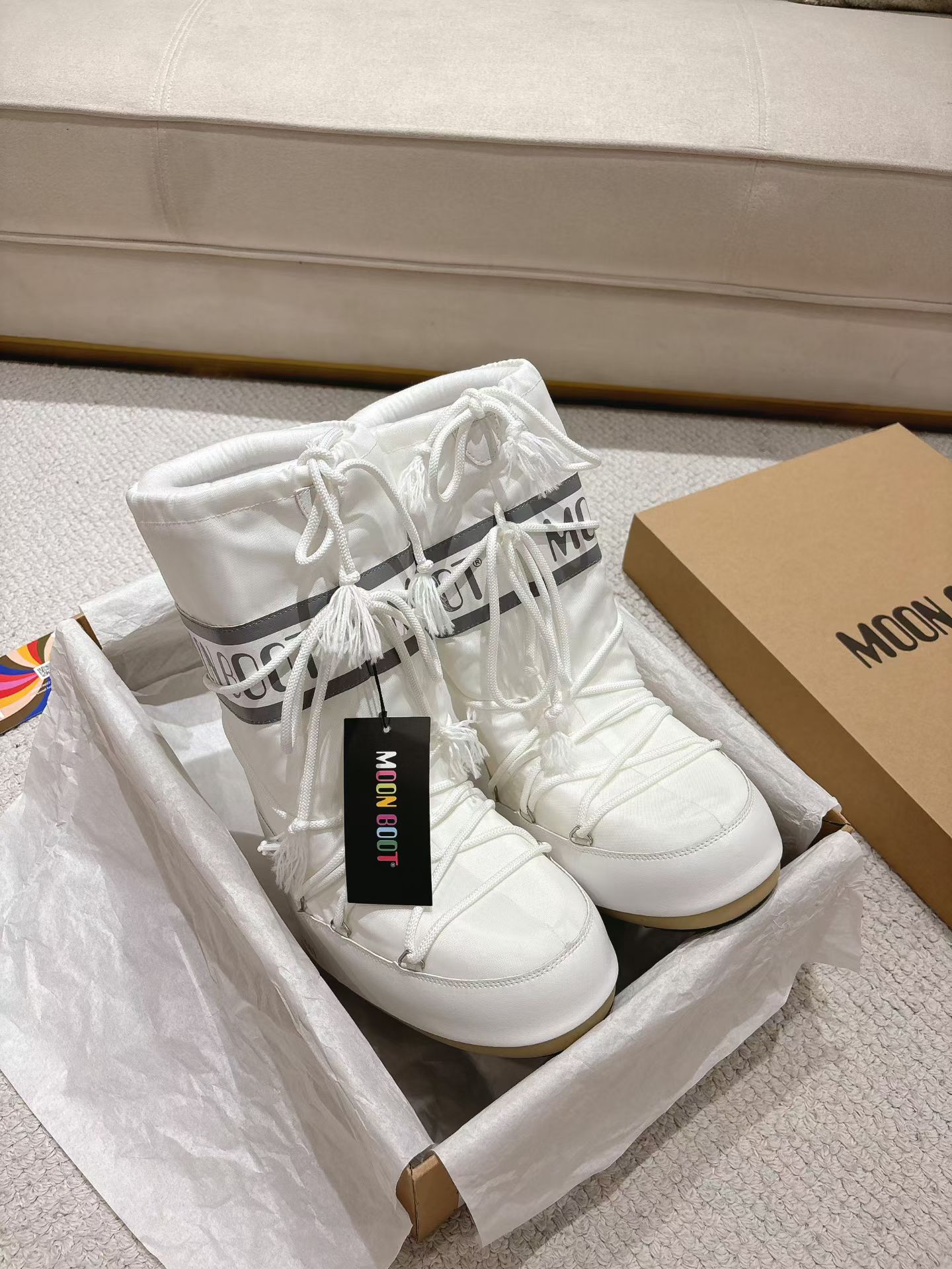 MB White Classic Snow Boots