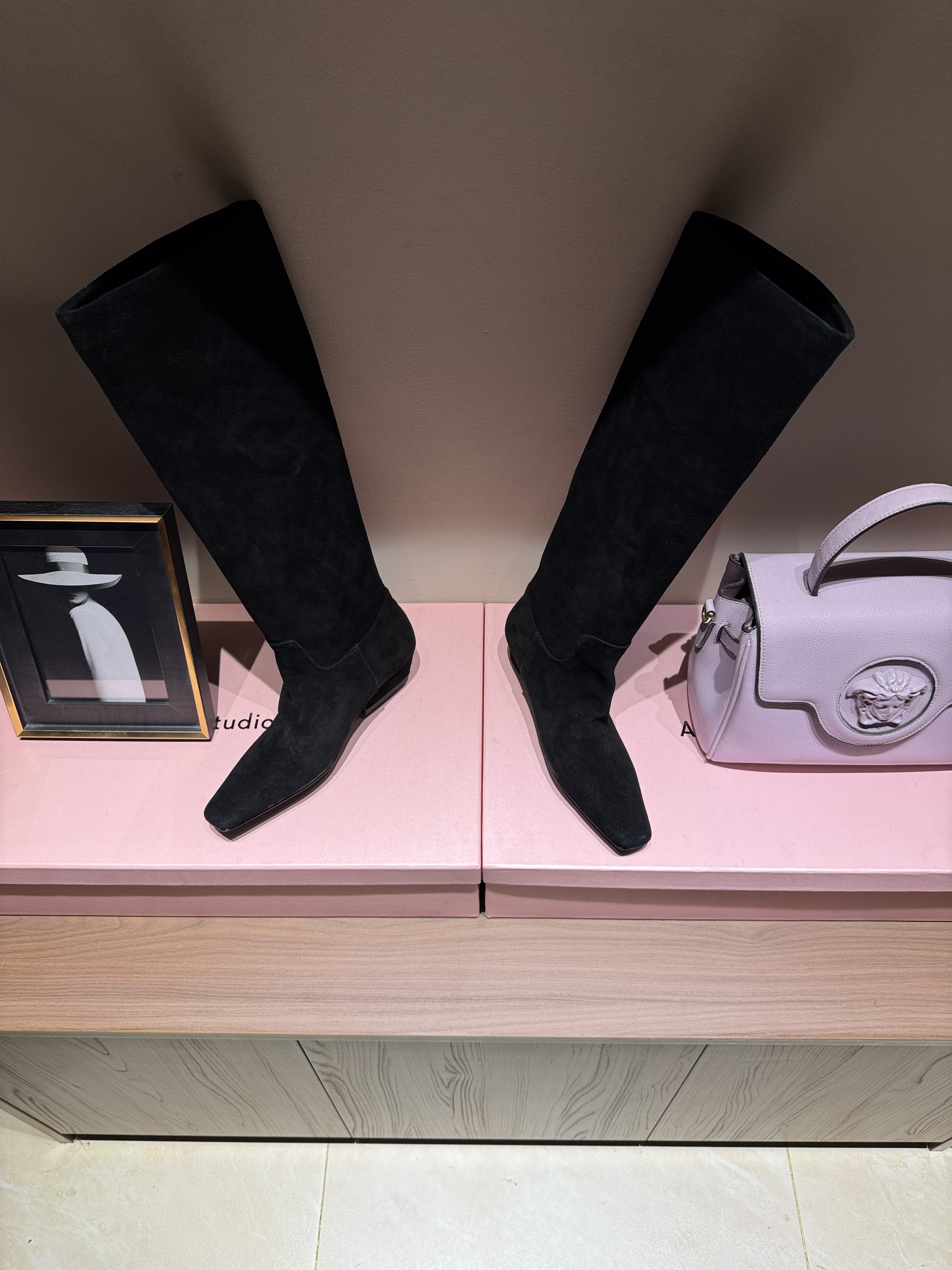 Women's Black Suede Heeled Shoe