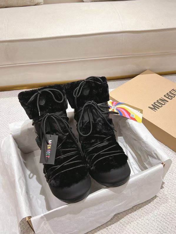 MB Black Fur Winter Boots