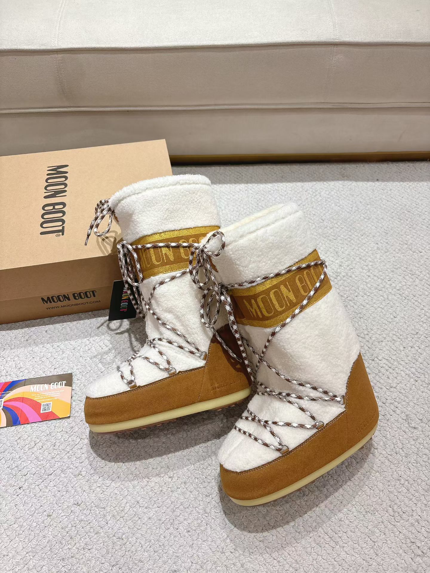 MB Icon White Winter Boots