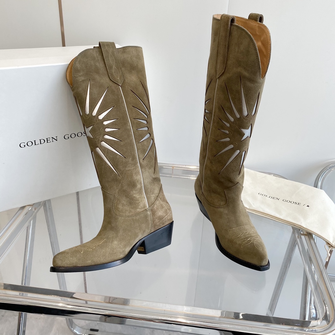 Cowboy Boots with Star Cut-out