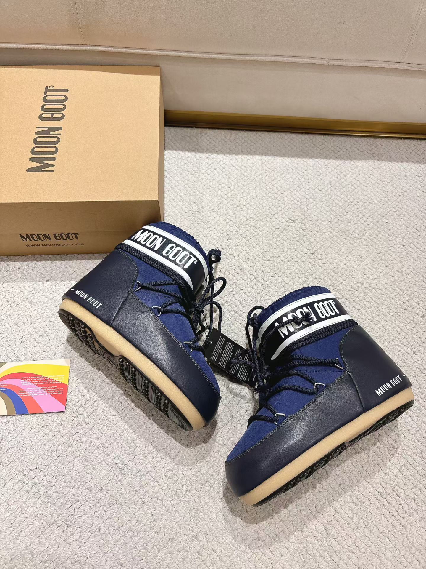 MB Classic Snow Boots