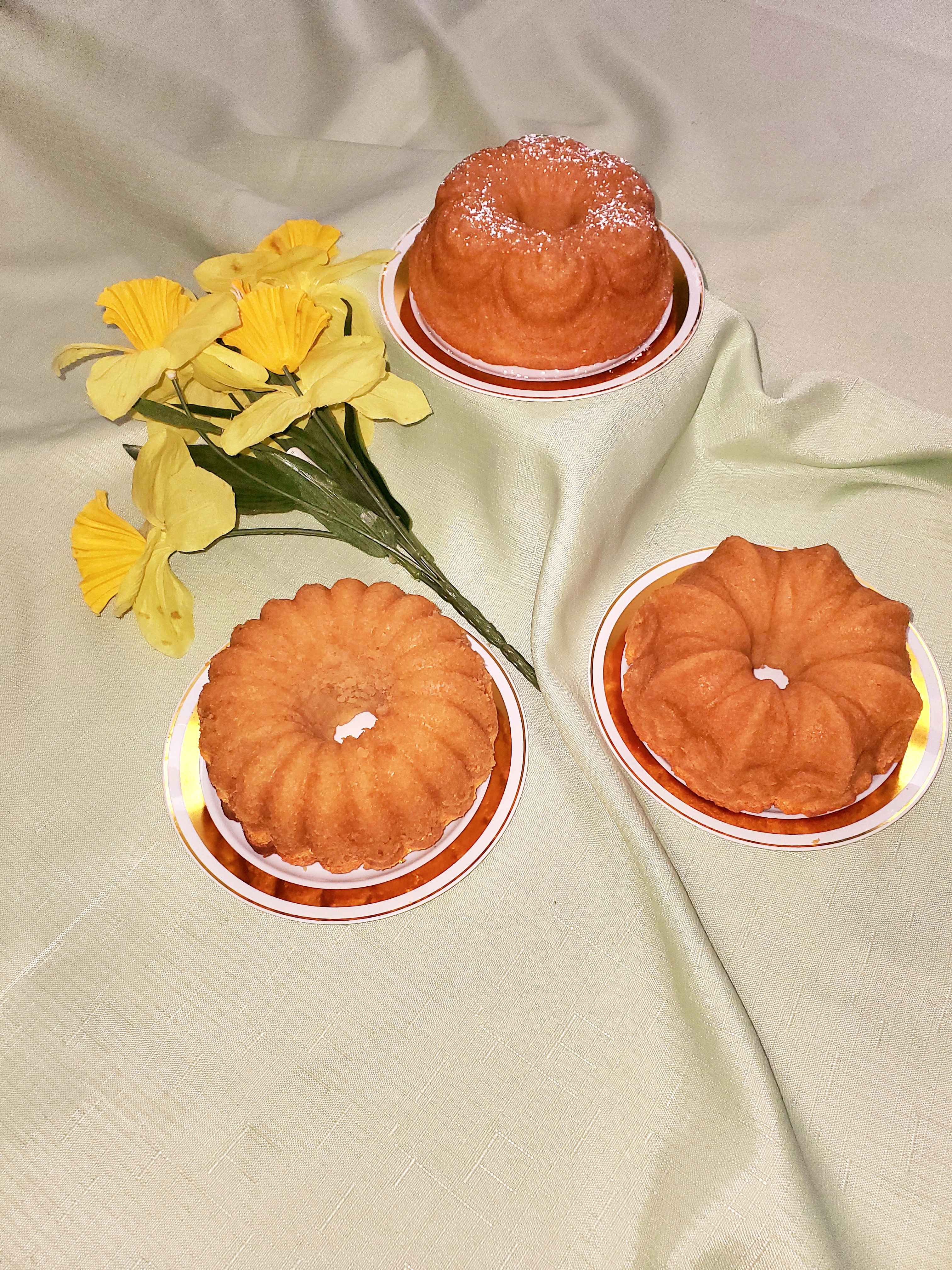 Personal Size (5 inch) Bundt Cakes