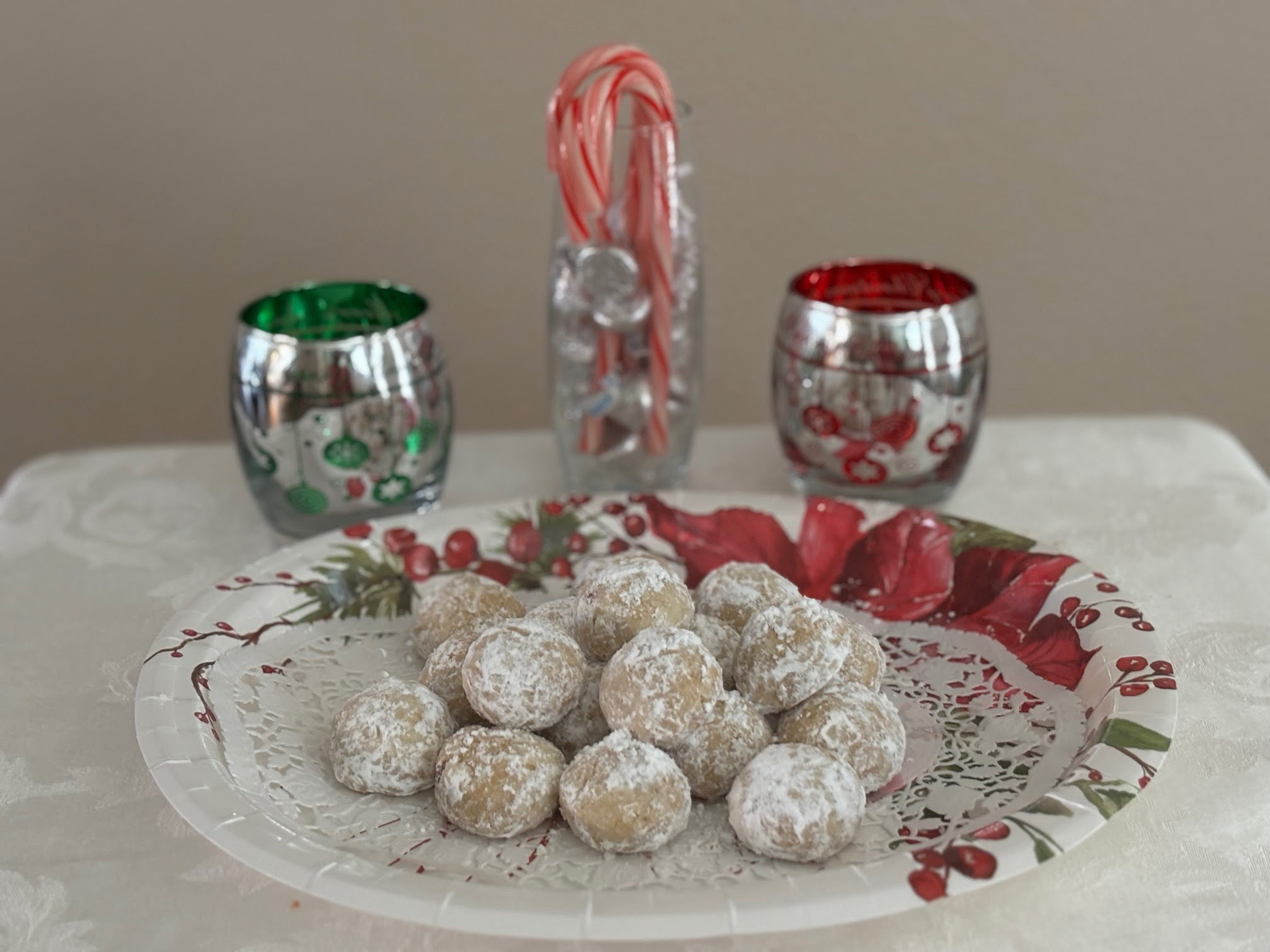 Russian Teacakes (price per 2 dozen)