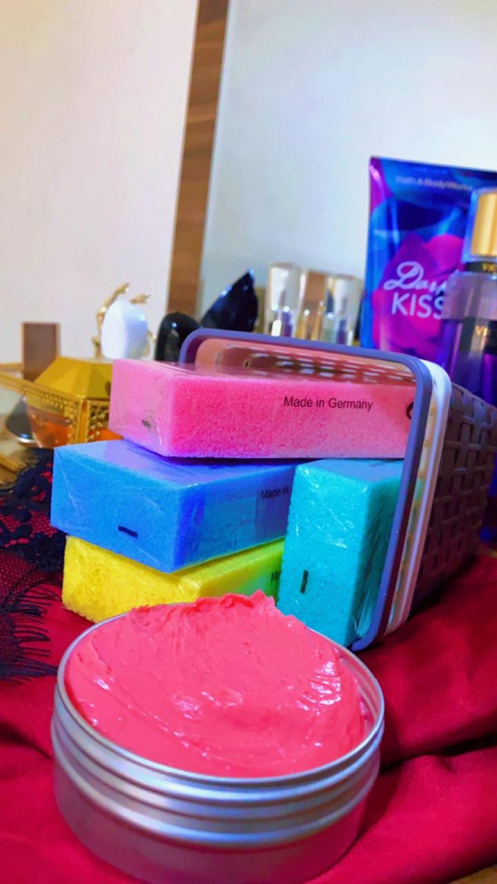 بكج كريم القدم مع حجر الخفاف