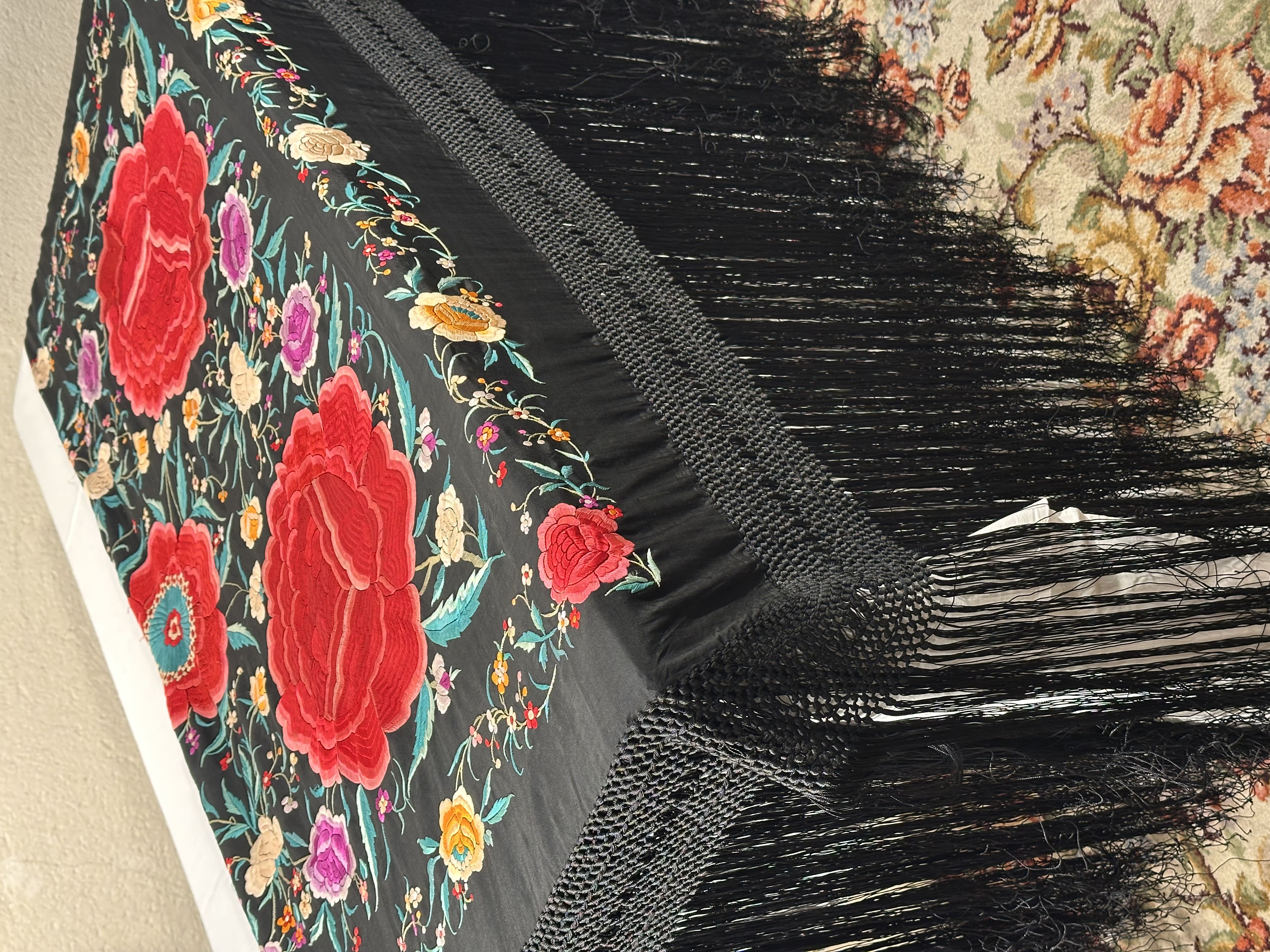 Mantón de Manila, circa 1900