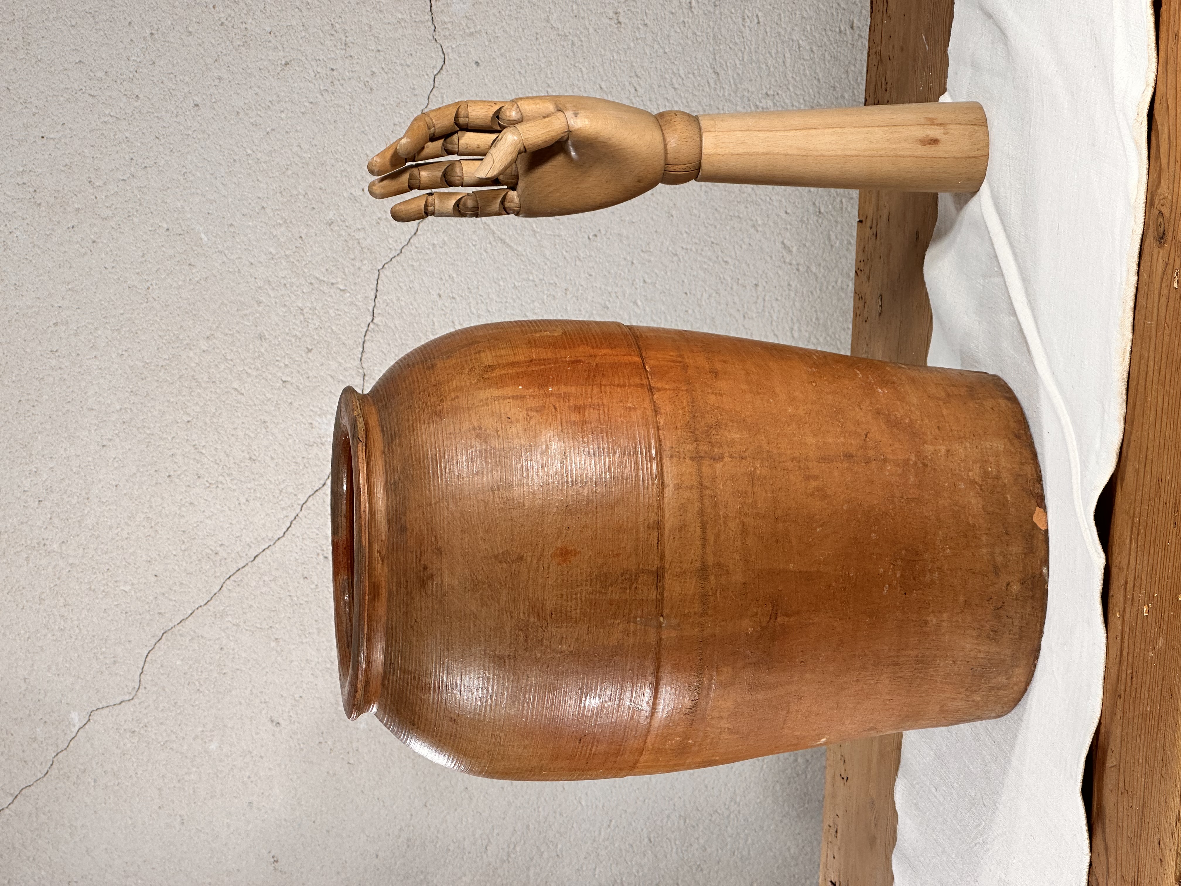 Jarrón de barro antiguo