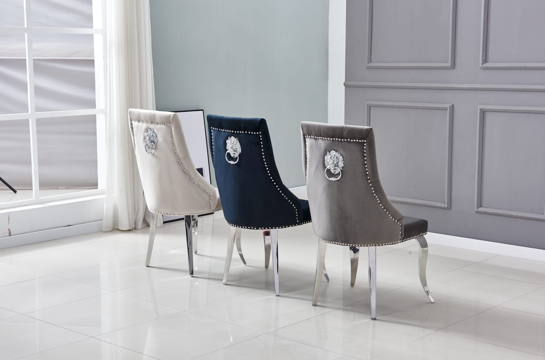 Chaise " Tête de lion"