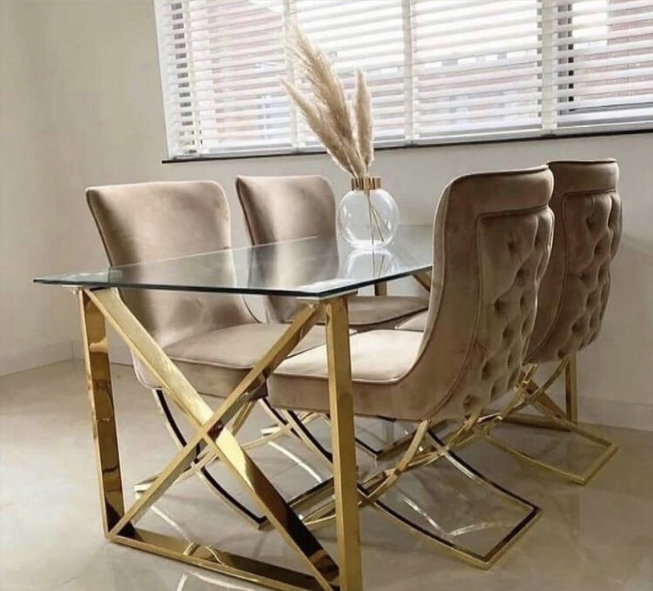 Table à manger "Kensy" Gold