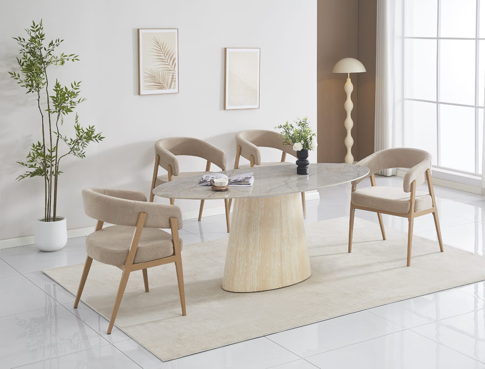 Table à manger "Ovo"