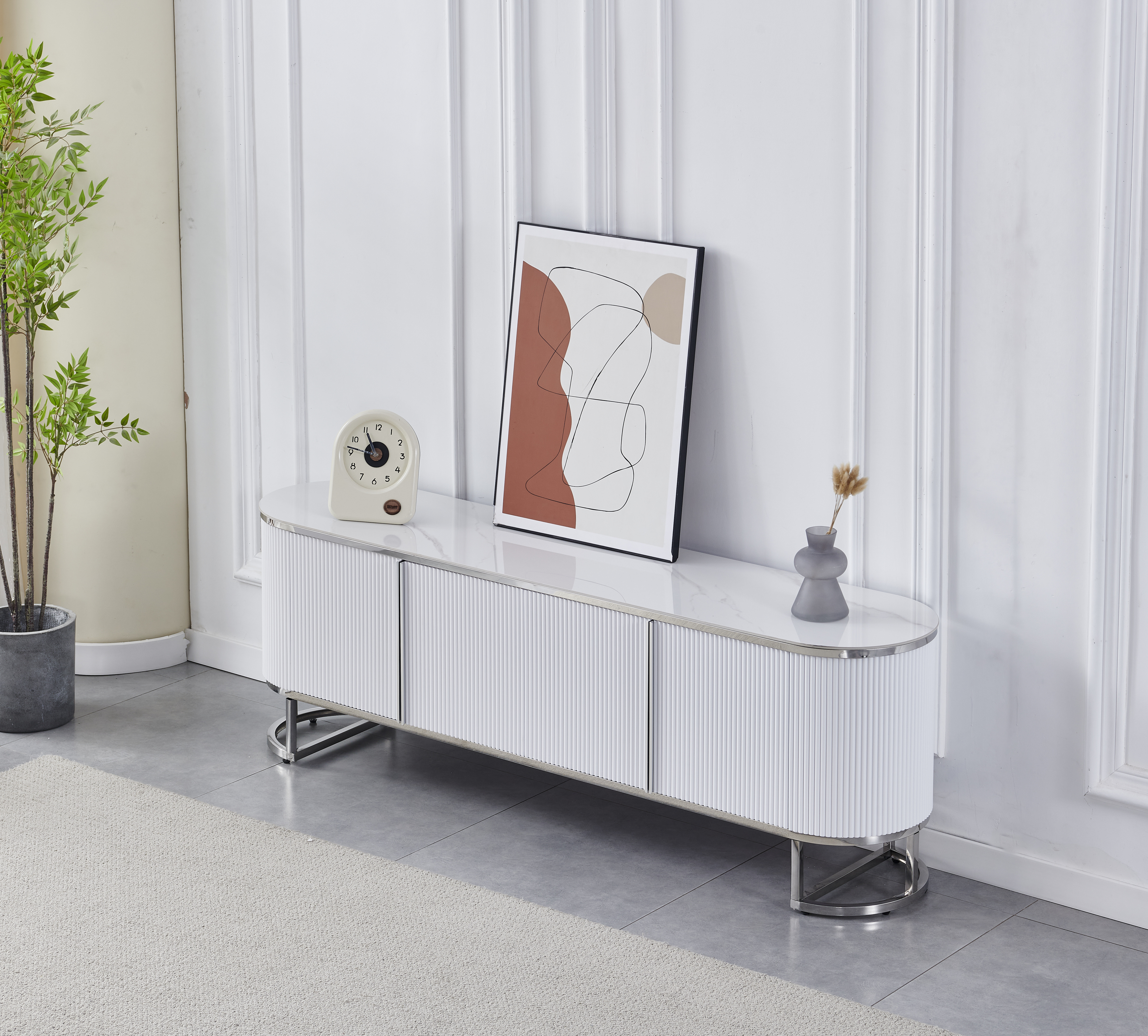 Meuble TV Esmée – Pieds dorés ou argentés, plateau céramique effet marbre