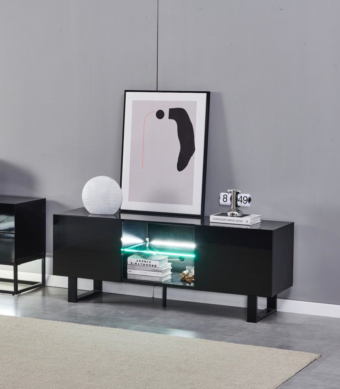 Meuble TV "Alya" bois laque pied noir