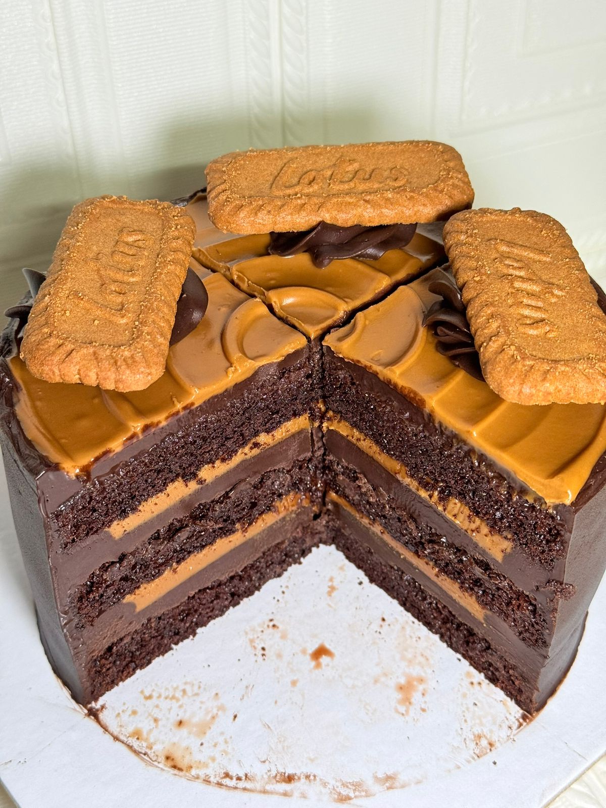 Biscoff Fudge Cake