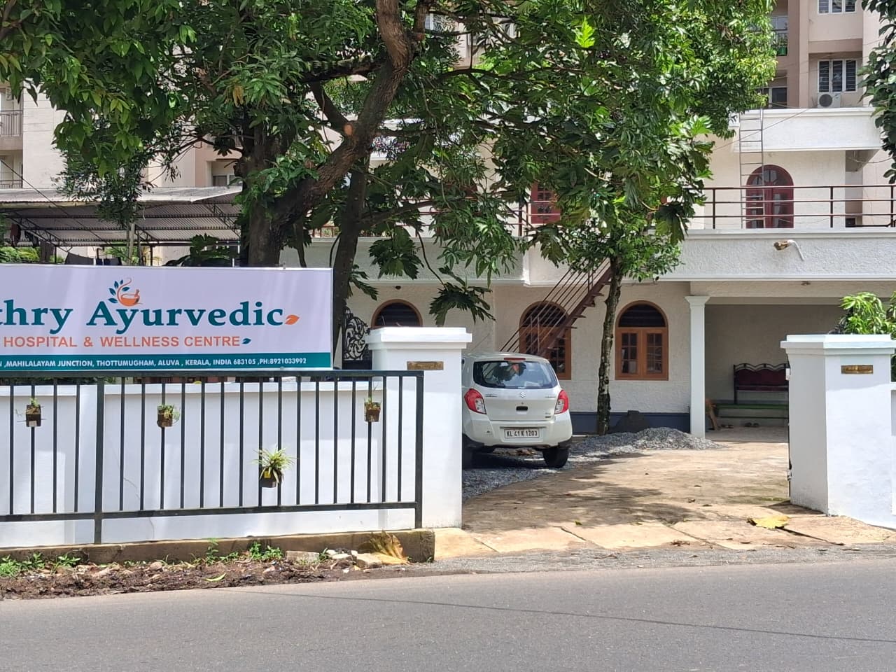 Flexible Healing. Comfort of Your Stay. Expert Care at Our Centre near Cochin International Airport.