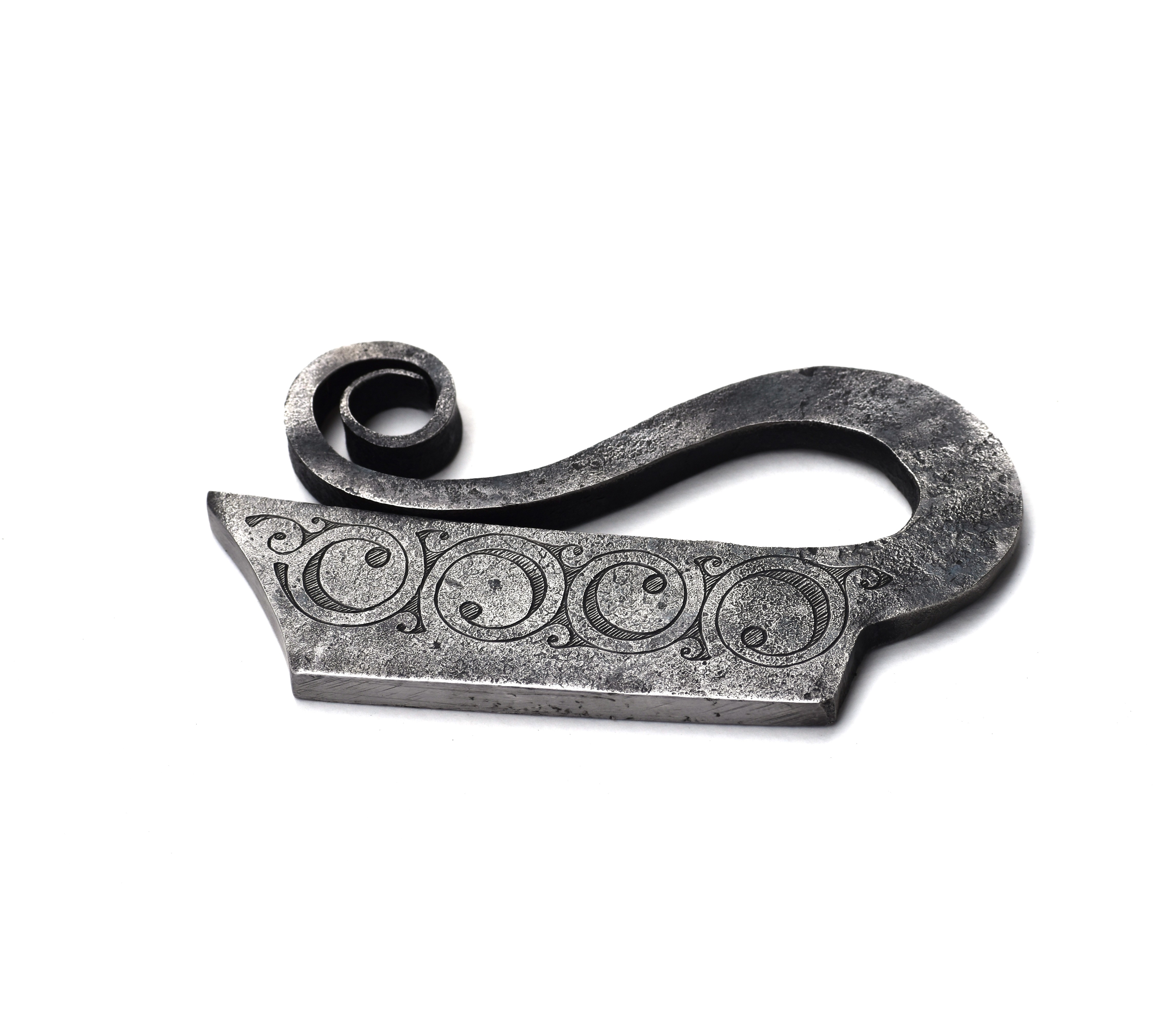 Briquet à silex forgé et gravé