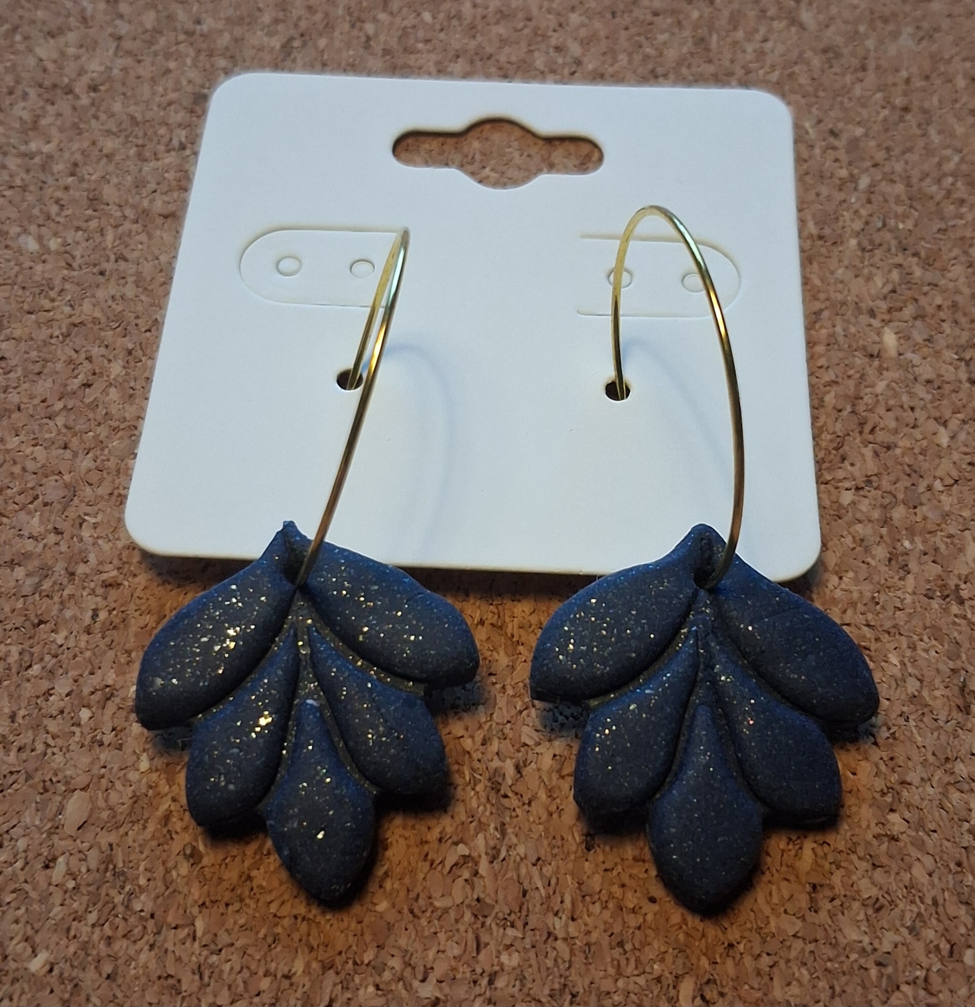 Bladformede øreringe