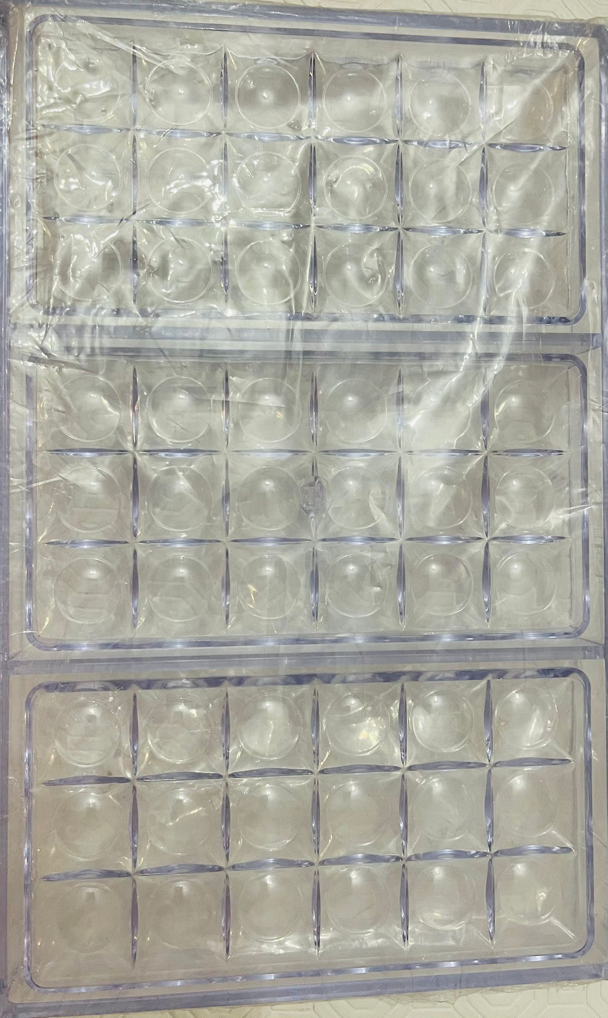 Forma de Policarbonato para Chocolate – Explosão Allonsy