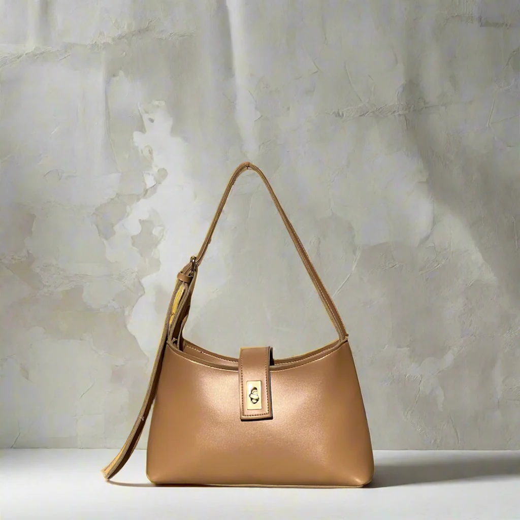 Casual Chic Saddle Bag “Beige”