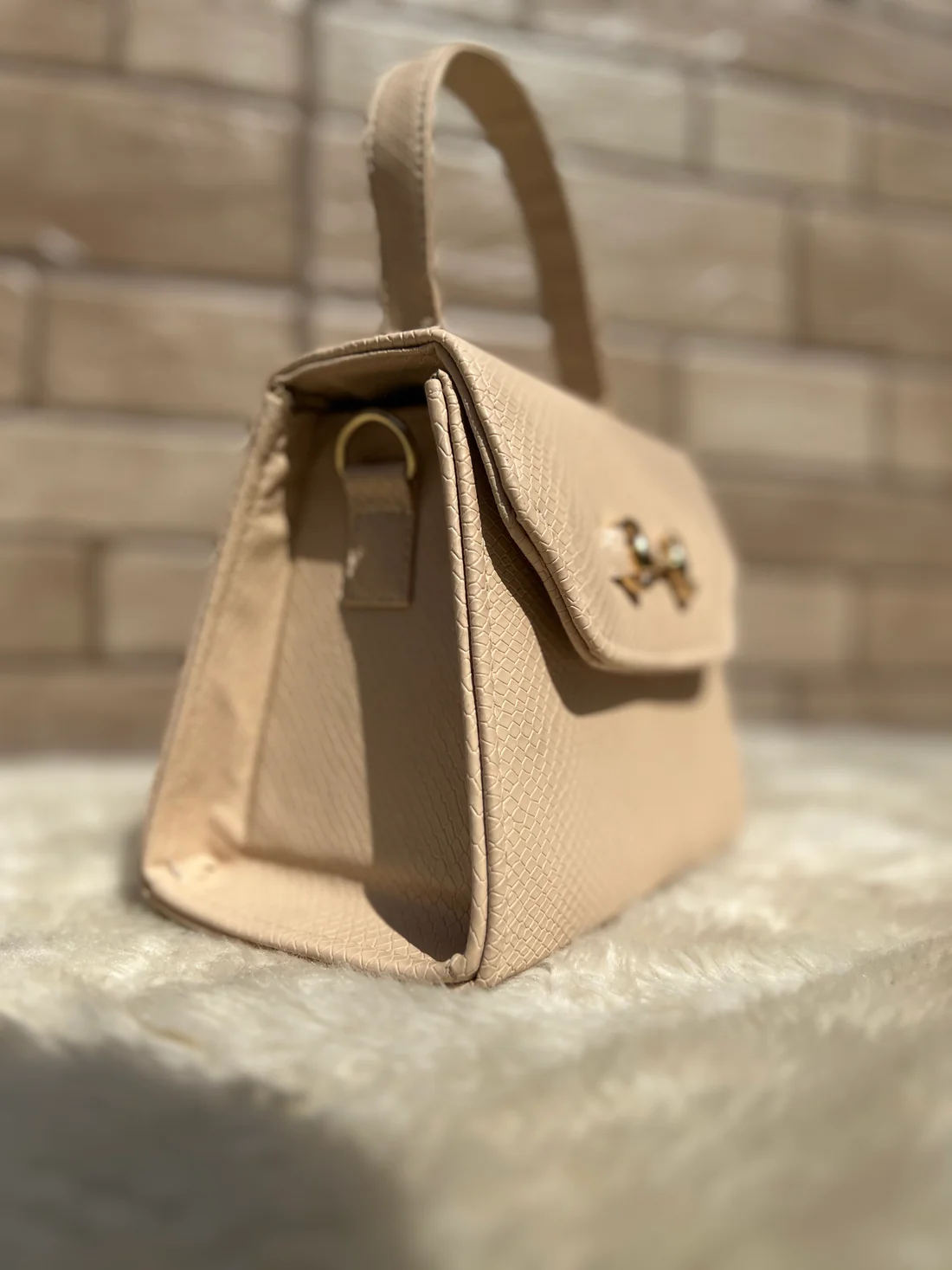 Versatile Amphibian Mini Hand bag “Bisque”