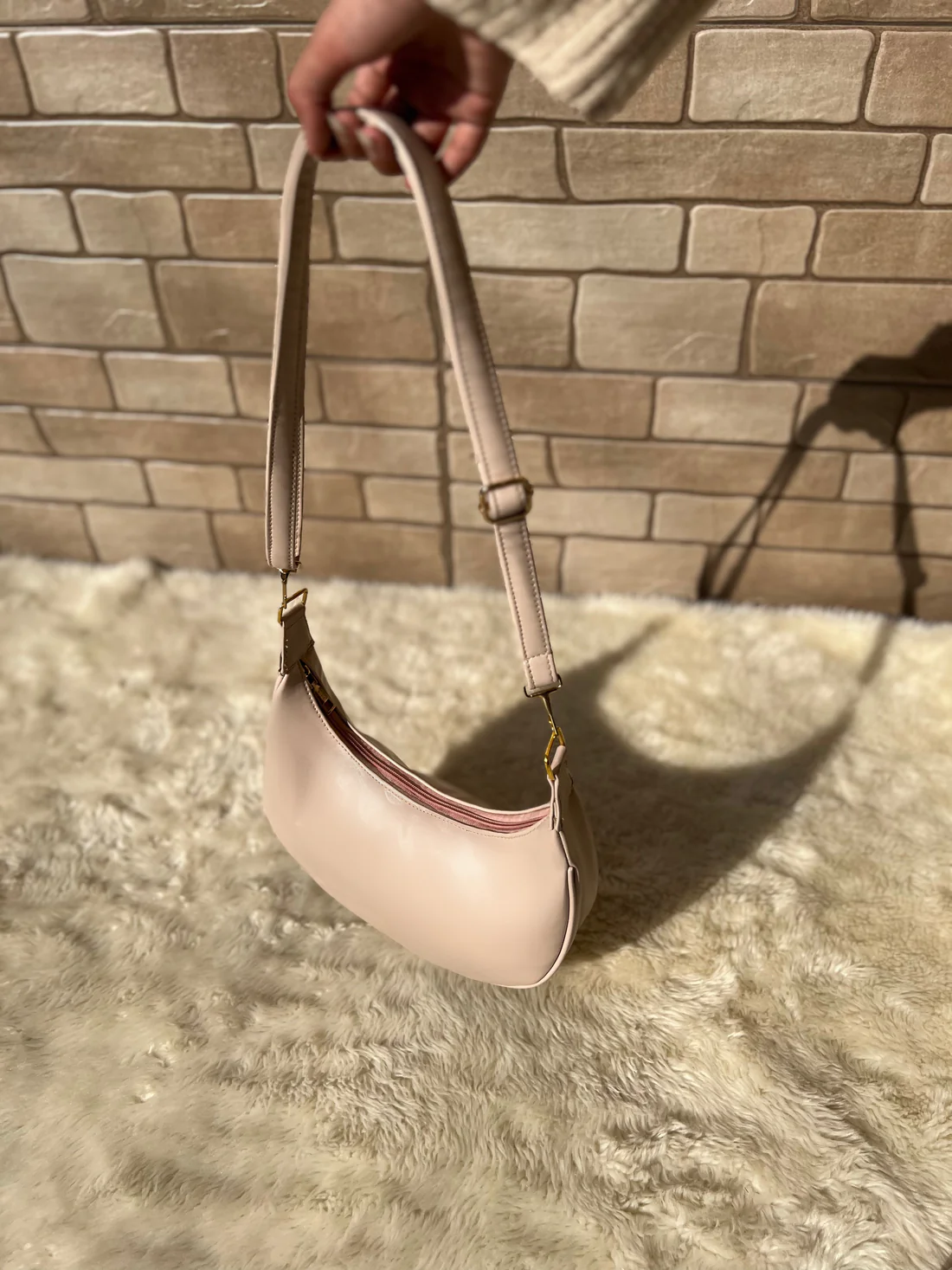 Crossbody Hobo Bag “Tea Pink”