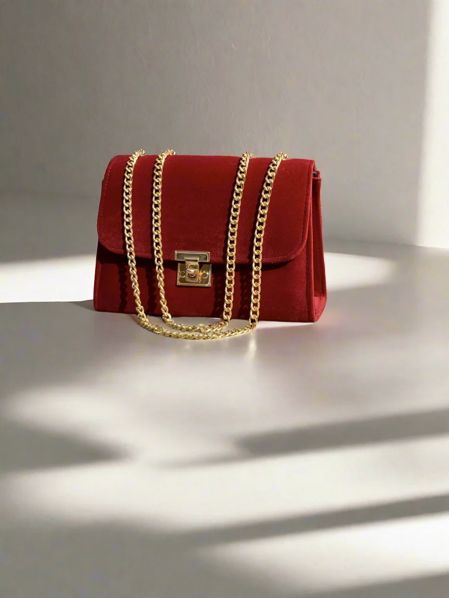 Alcan Chic Crossbody Bag “Crimson Red”
