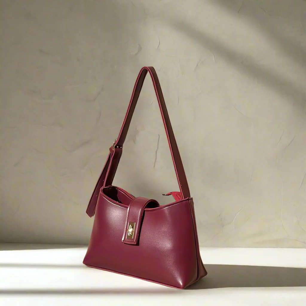 Casual Chic Saddle Bag “Maroon”