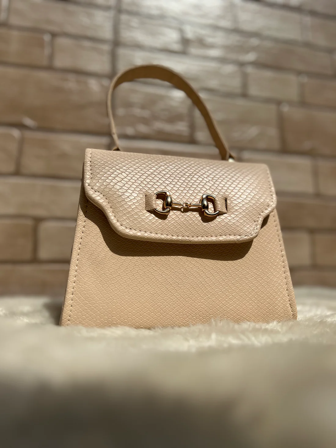 Versatile Amphibian Mini Hand bag “Bisque”