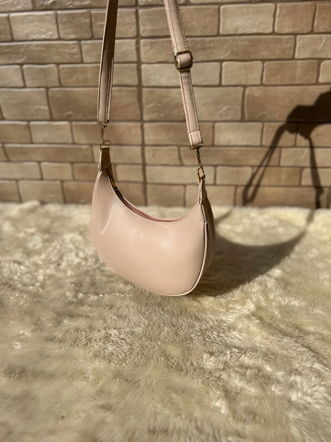 Crossbody Hobo Bag “Tea Pink”