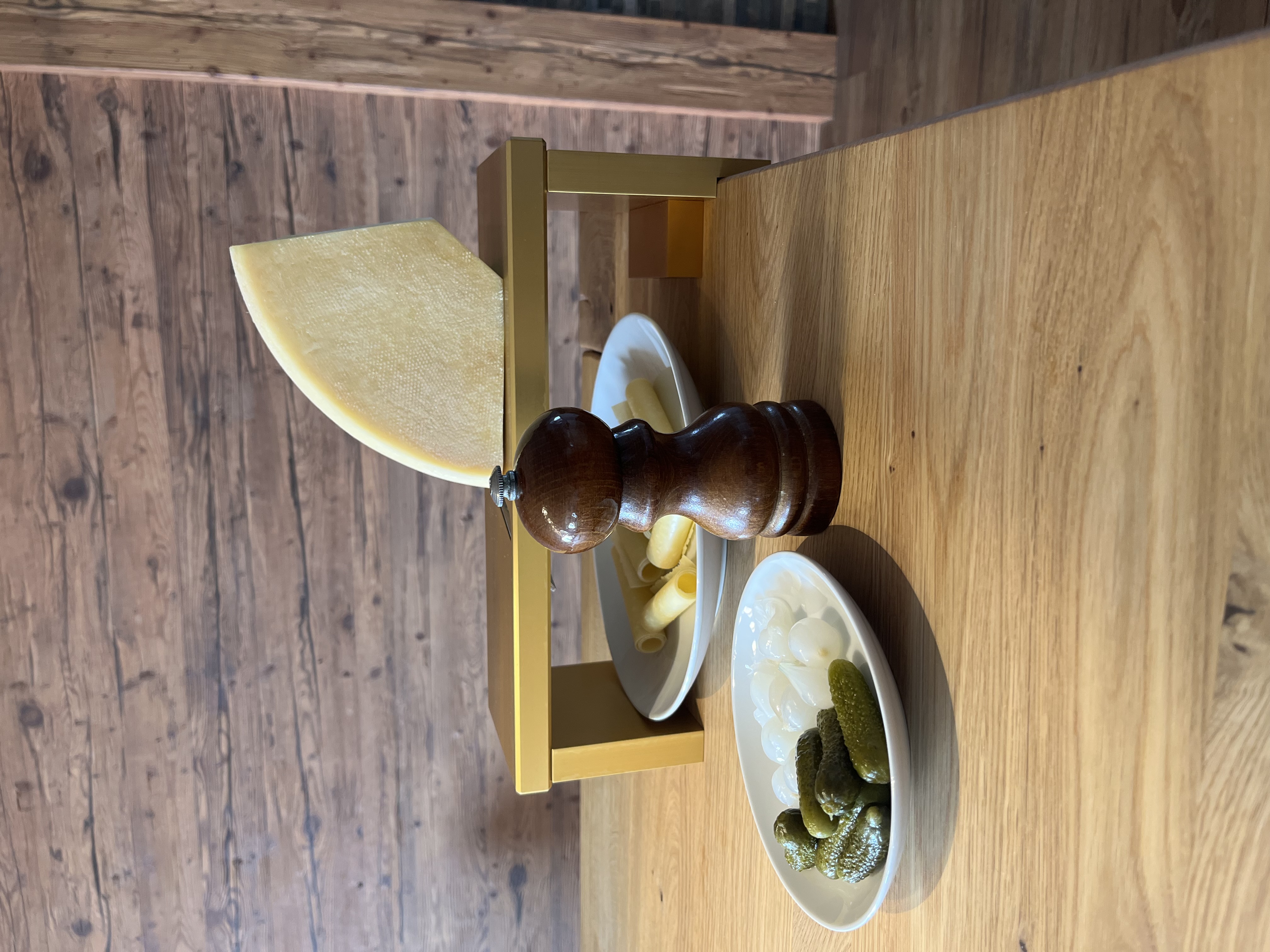 Käsehobel aus Aluminium