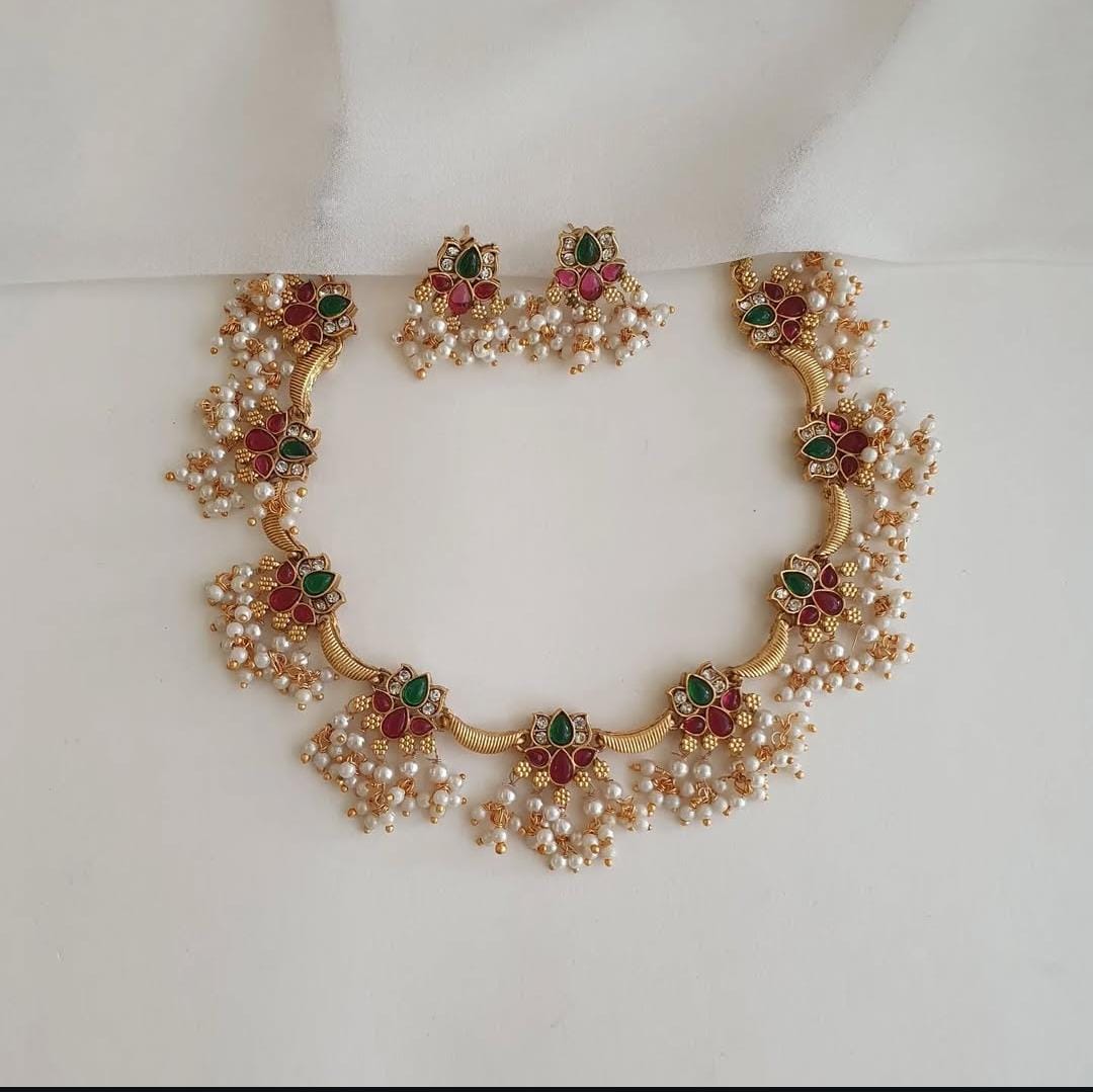 Traditional Pearl and Stone Necklace Set