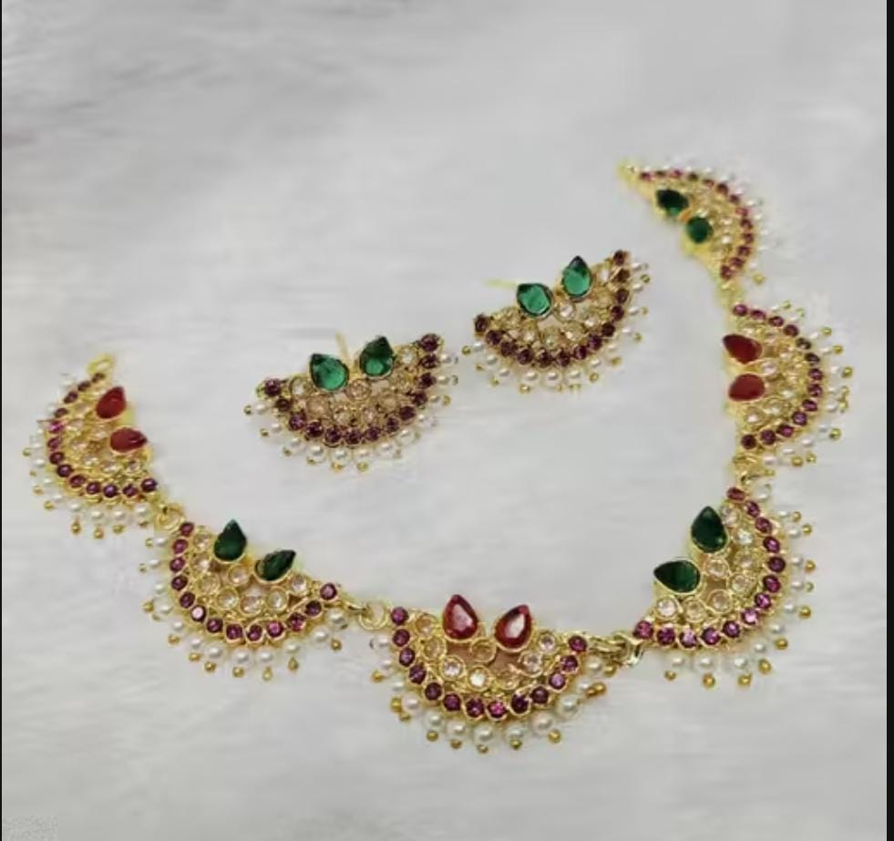 Traditional Indian Necklace Set