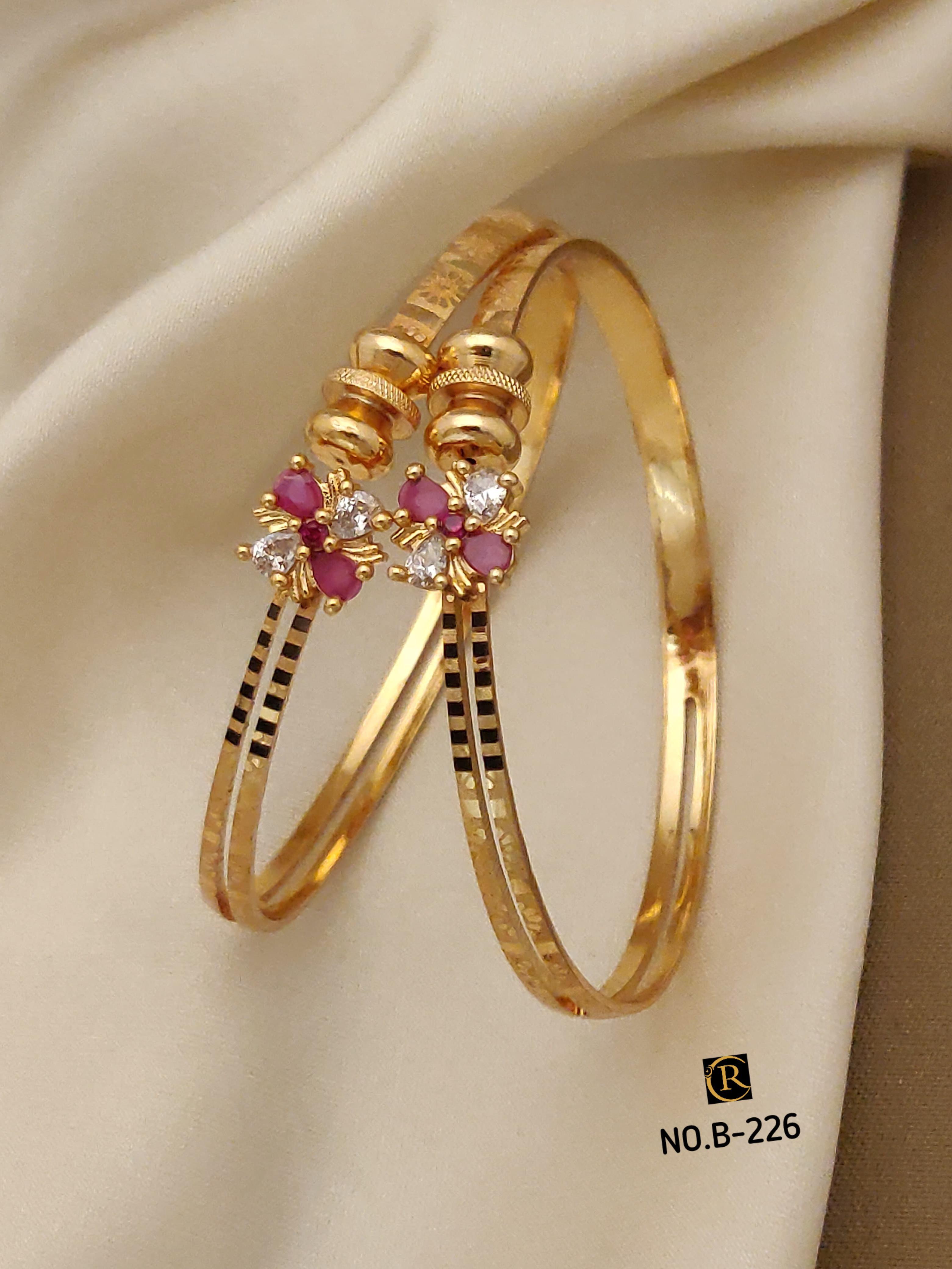 Gold-plated Floral Bangles