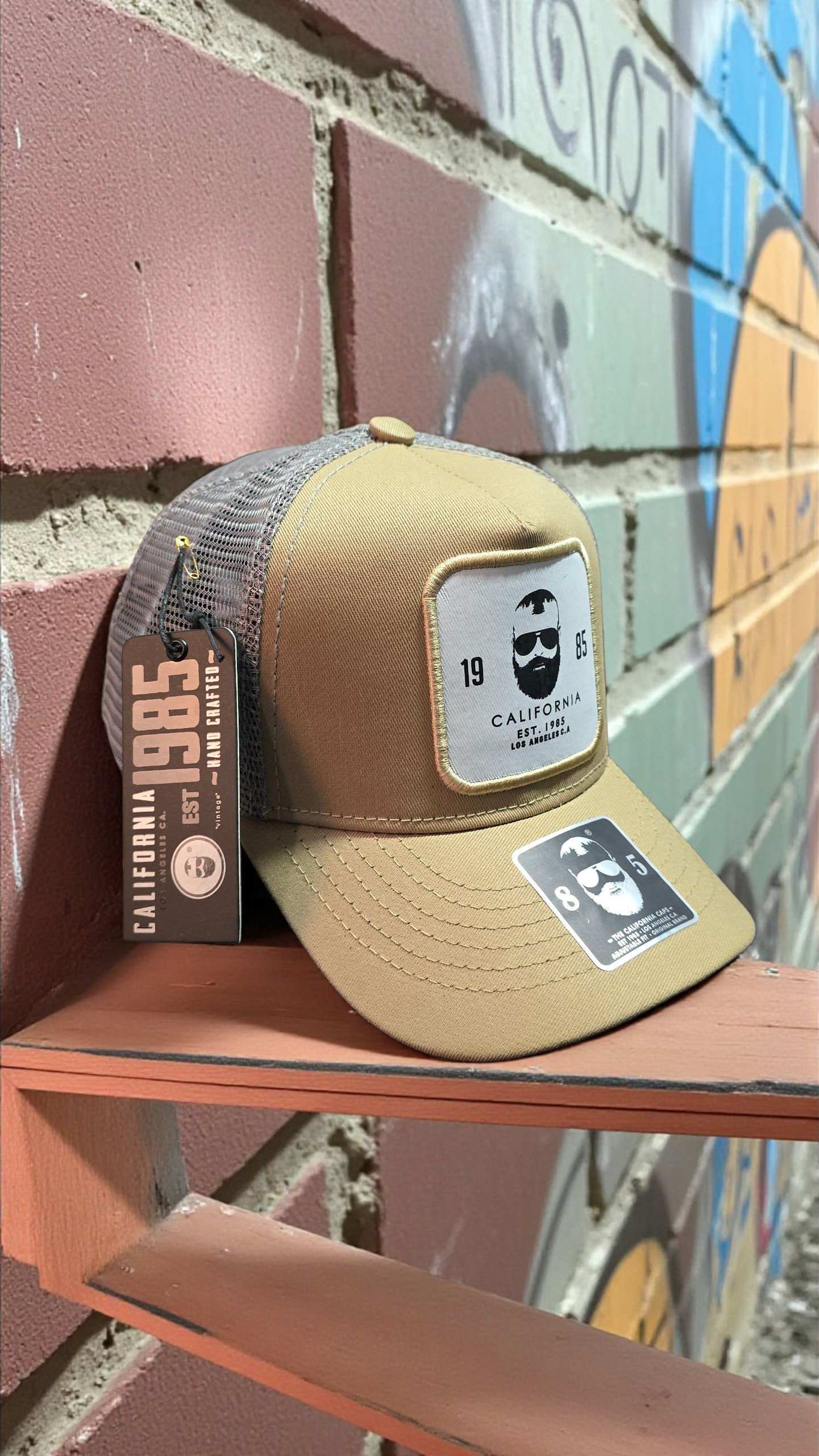 California 1985 caps